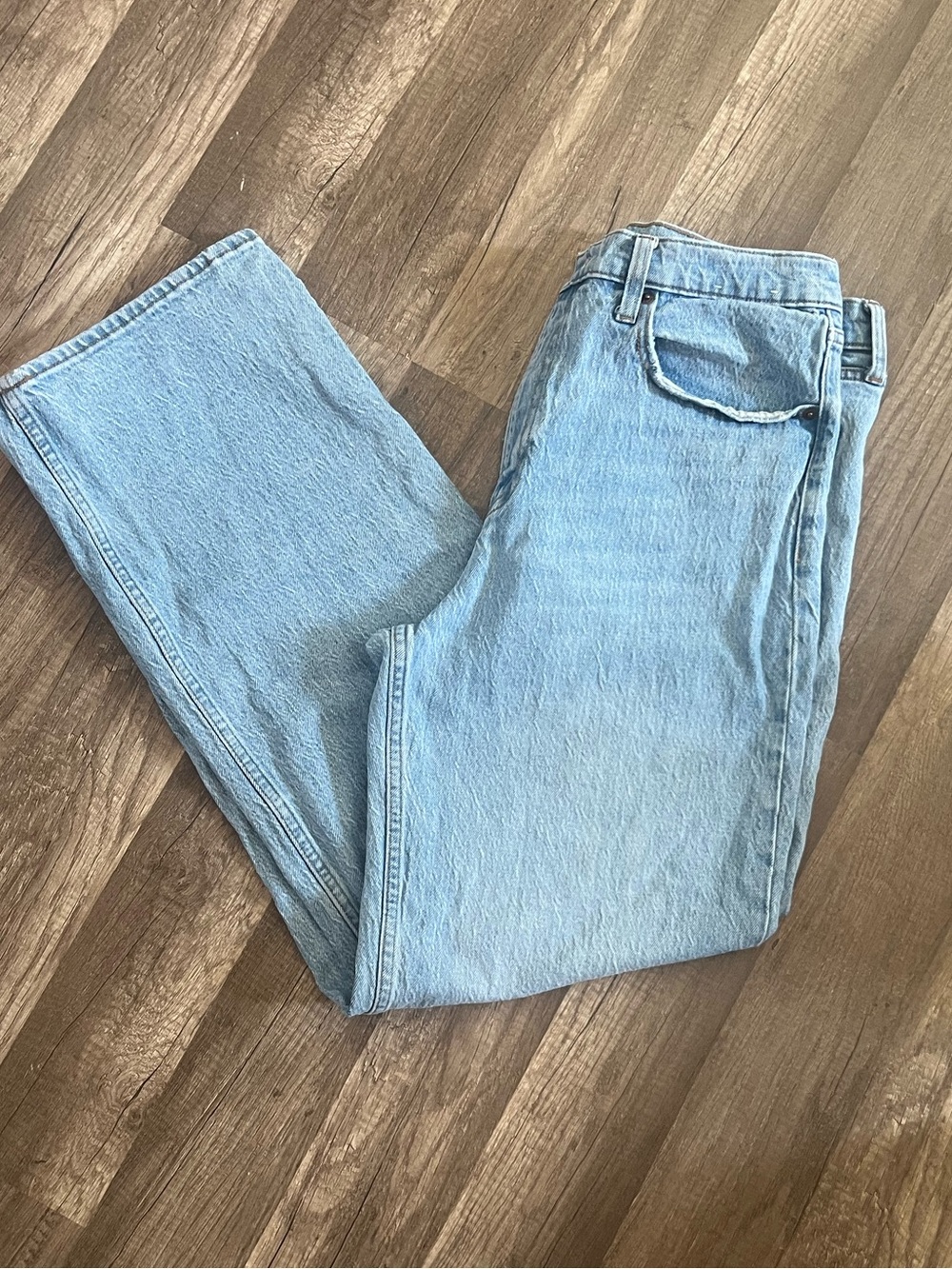 Abercrombie & Fitch Light Blue 90’s Relaxed Jeans High Rise
